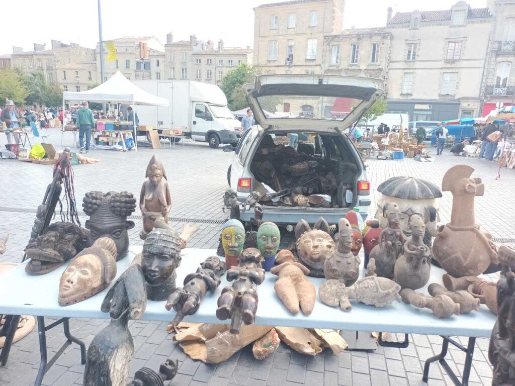 flea market bordeaux france