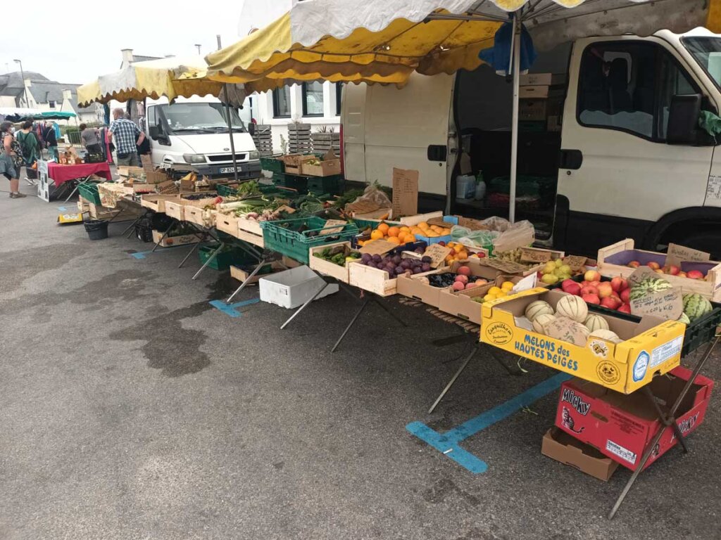 french vegetable stall market