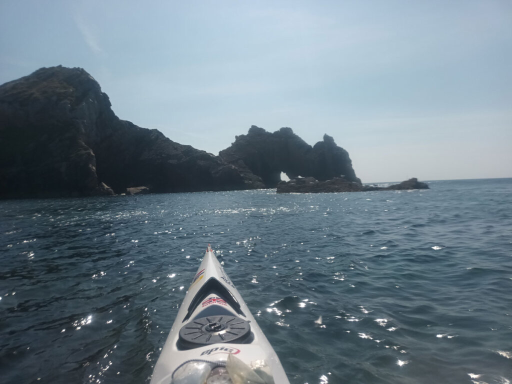 sea arch kayak adventure